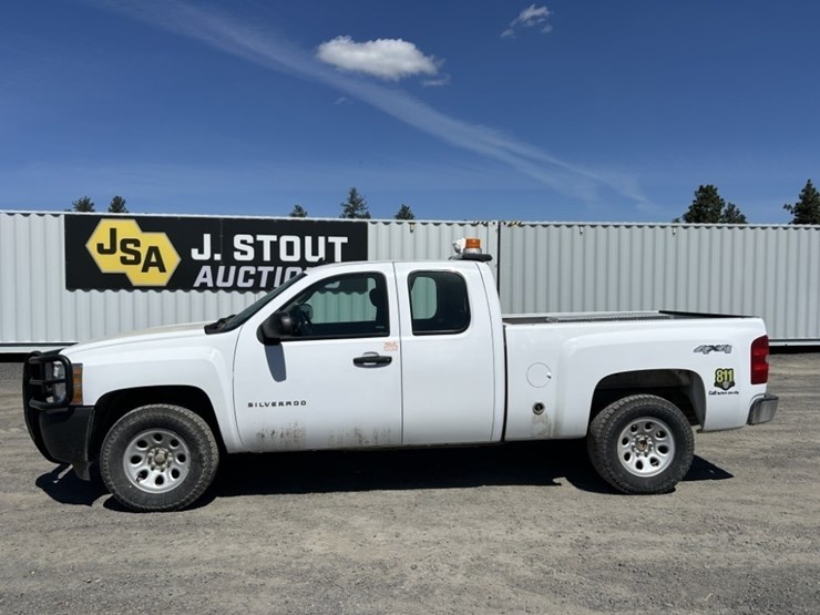 2013-chevrolet-silverado-1500-image-2