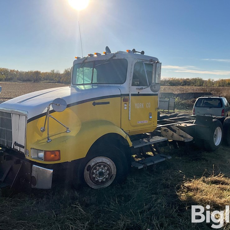 1993 INTERNATIONAL 9000