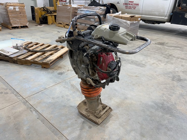 multiquip-mtk-70-jumping-jack-packer-image-4