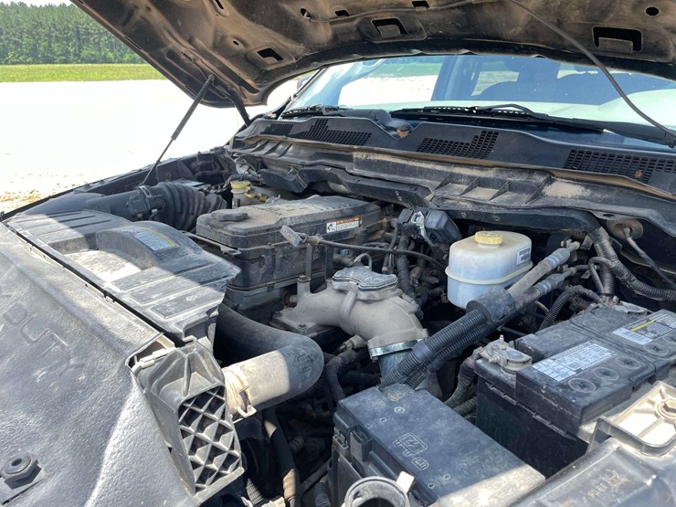 2012-dodge-ram-3500-image-7