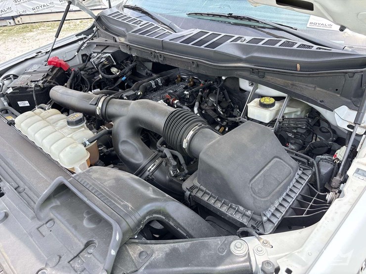 2022-ford-f150-image-11