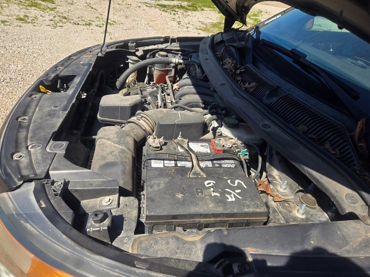 2015-ford-explorer-image-21