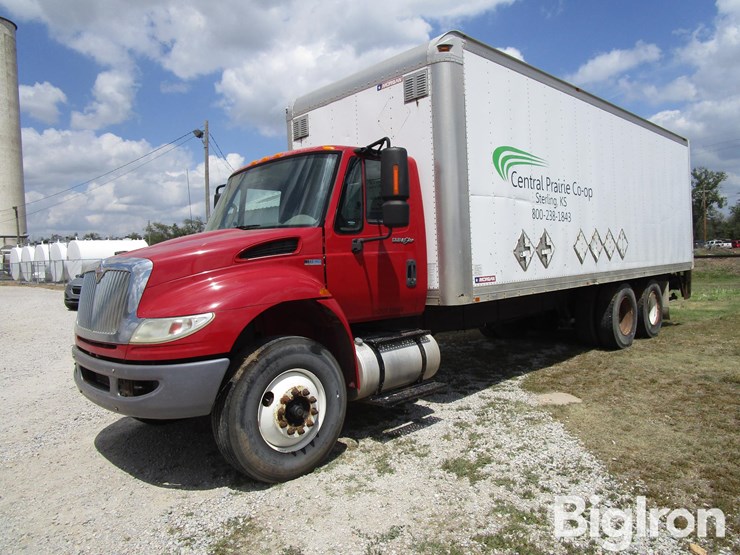 2013-international-durastar-4400-image-1