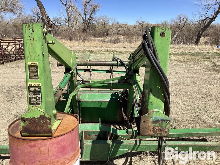 john-deere-148-image-9