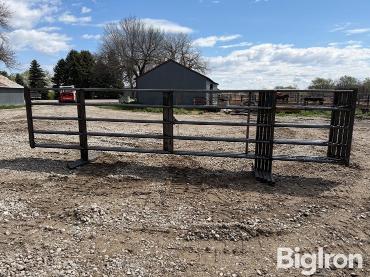 20'-freestanding-livestock-panels-image-6