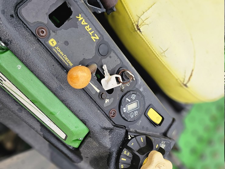 john-deere-z925m-image-8