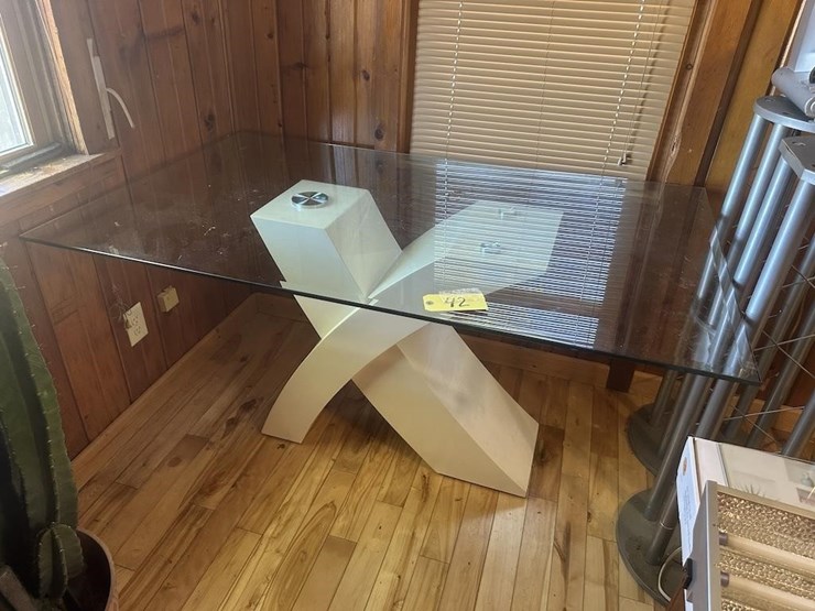glass-top-table-image-1