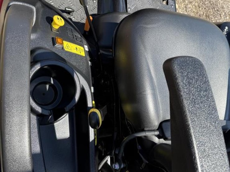 2023-yanmar-223-image-16