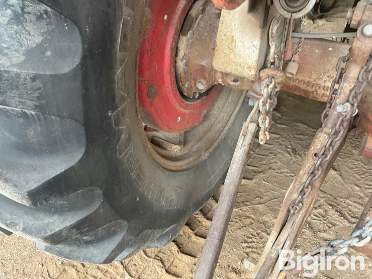 1965-massey-ferguson-175-image-17