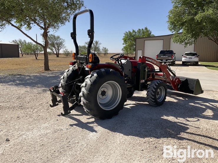 2011-case-ih-farmall-40b-image-5
