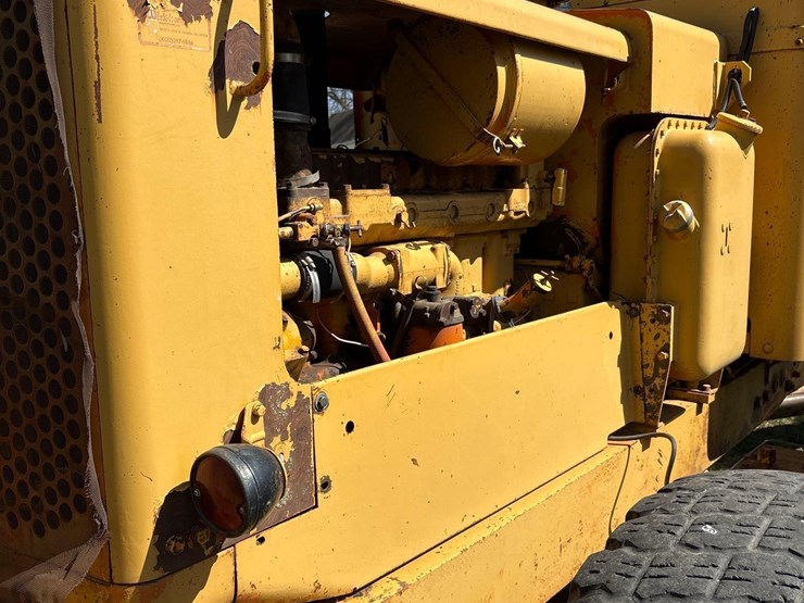 caterpillar-12f-image-30