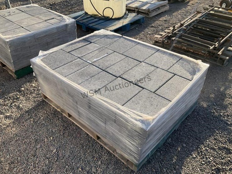 pallet-of-stone-pavers-image-3