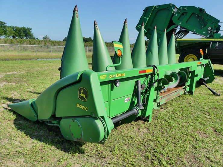 2008-john-deere-608c-image-2