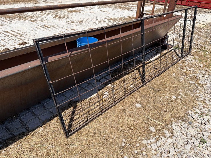 113”-long-gate-image-1