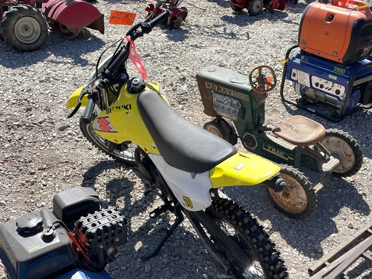 #7397-•-mini-suzuki-dirt-bike-image-4