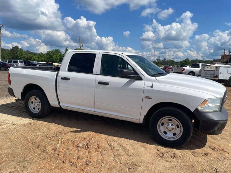 2014-dodge-ram-1500-image-4