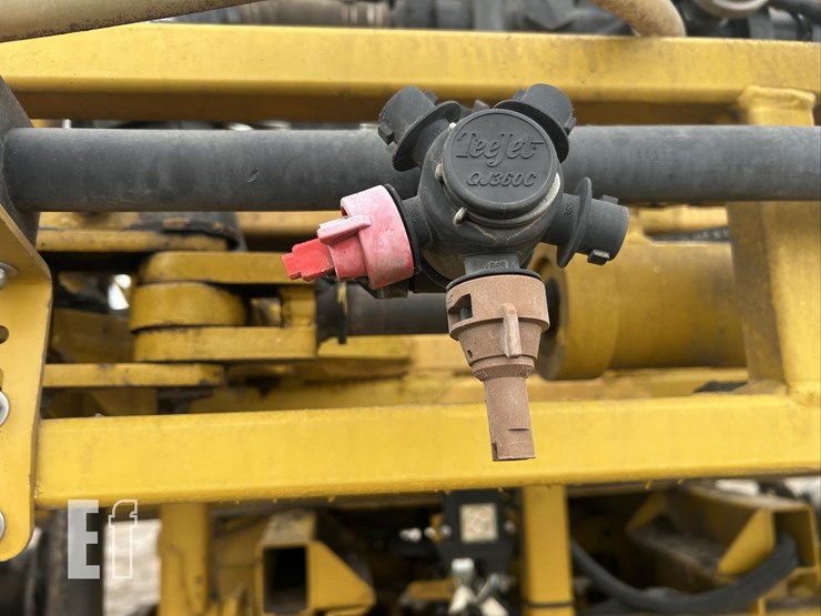 2009-ag-chem-rogator-ss1084-image-30