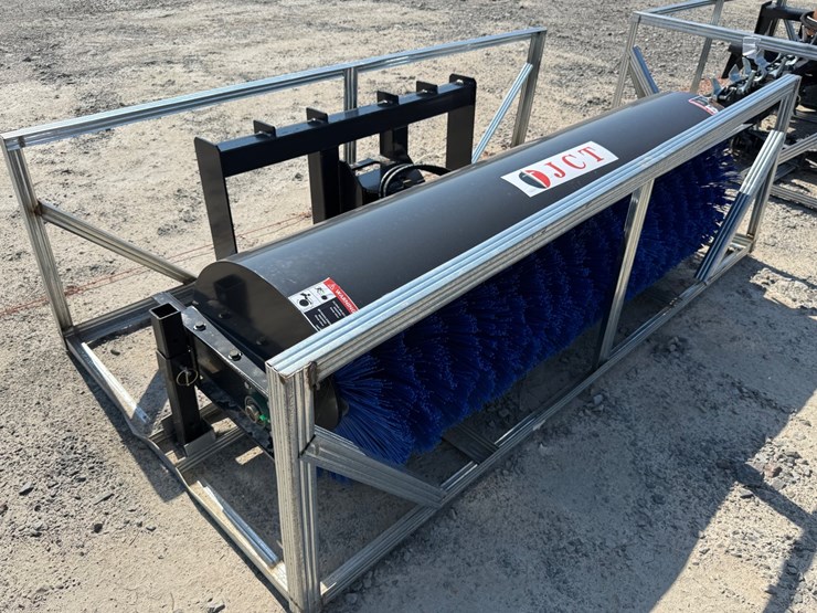 #2040-•-unused-jct-skid-steer-angle-broom-inv#-45721-image-4