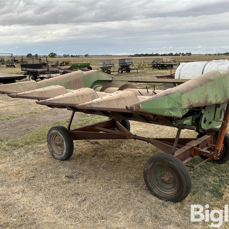 JOHN DEERE 453
