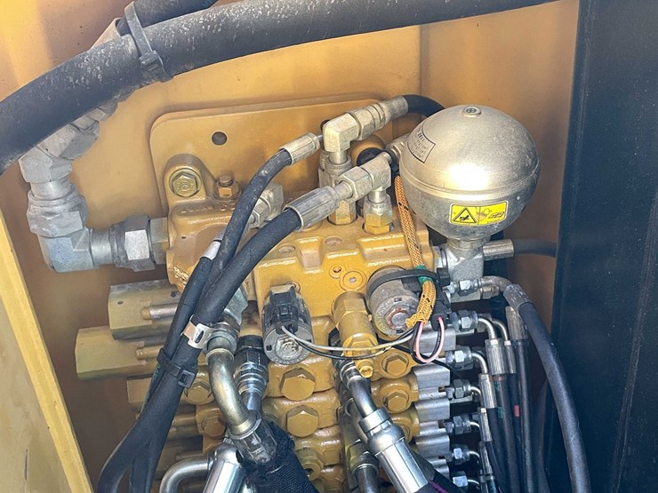 #6930-•-cat-306e2-excavator-image-72