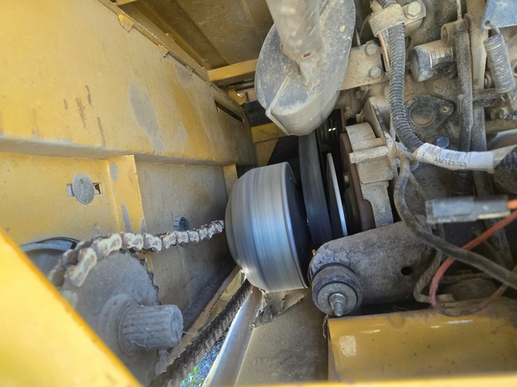 #24312-•-caterpillar-worksite-6x4-image-19