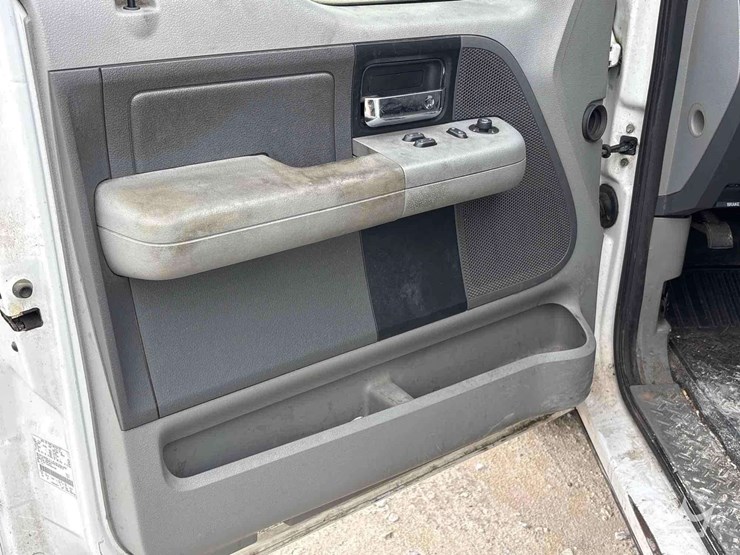 2006-ford-f150-image-11