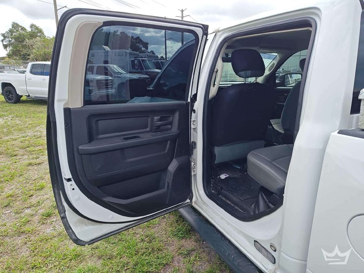 2017-dodge-ram-1500-image-11