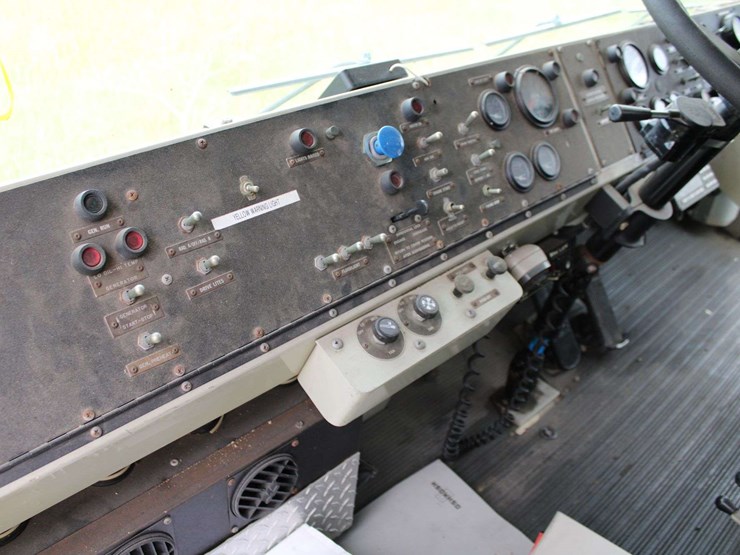 1988-oshkosh-t-3000-airport-pumper-speciality-vehicle-10t9l5eh3j1032880-mileage:-9175-(2270-ho-image-28