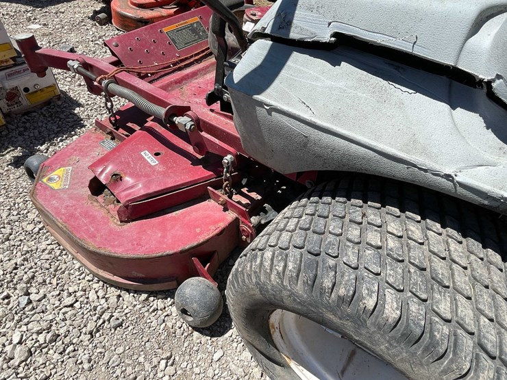#7408-•-x-mark-zero-turn-riding-lawn-mower-image-15