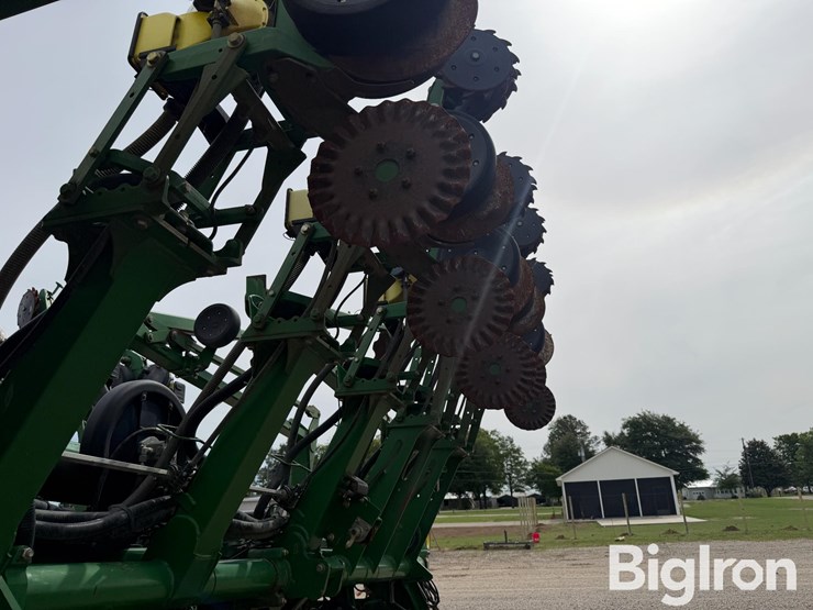 2009-john-deere-1790-image-13