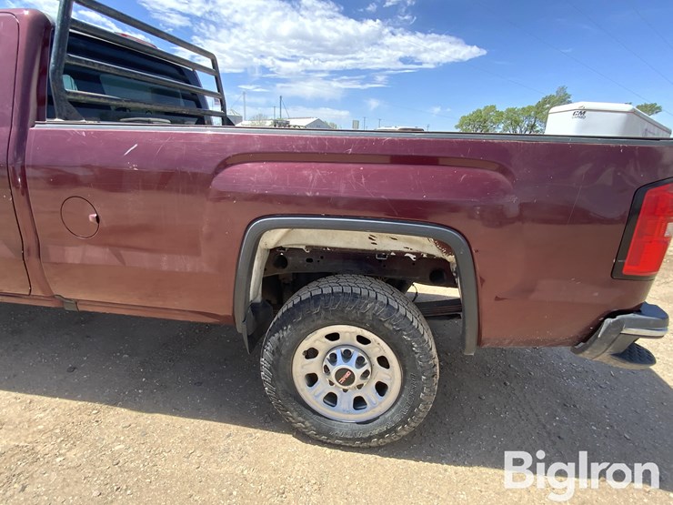 2018-gmc-sierra-2500-image-12