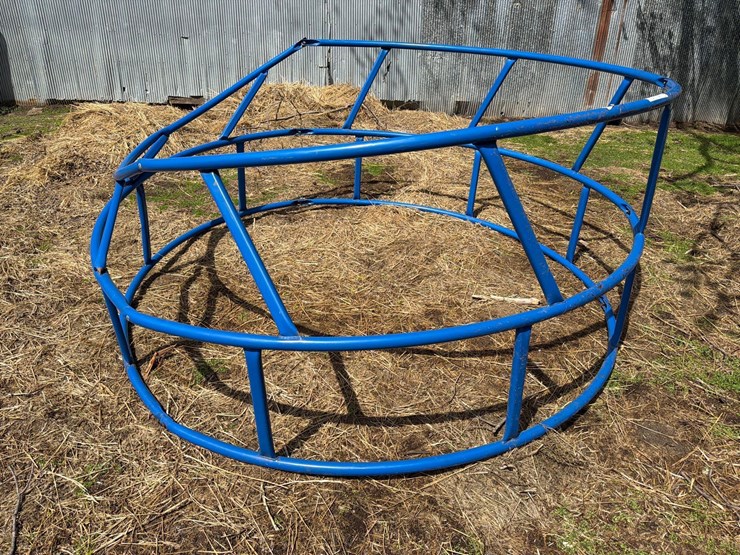 round-bale-feeder-image-2