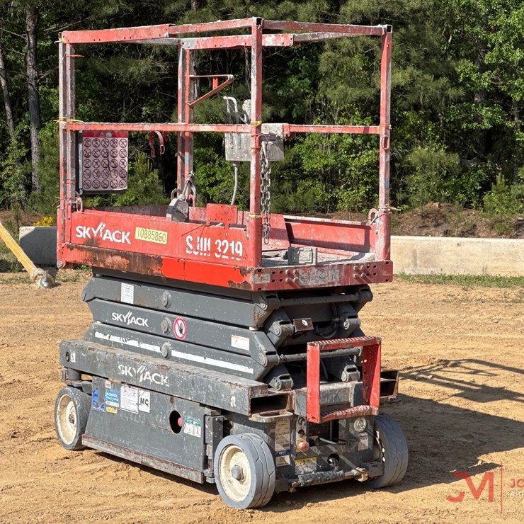 2019 SKYJACK SJIII3219