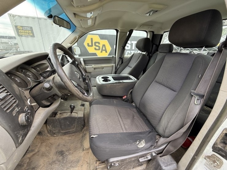2012-gmc-sierra-extra-cab-4x4-pickup-image-13