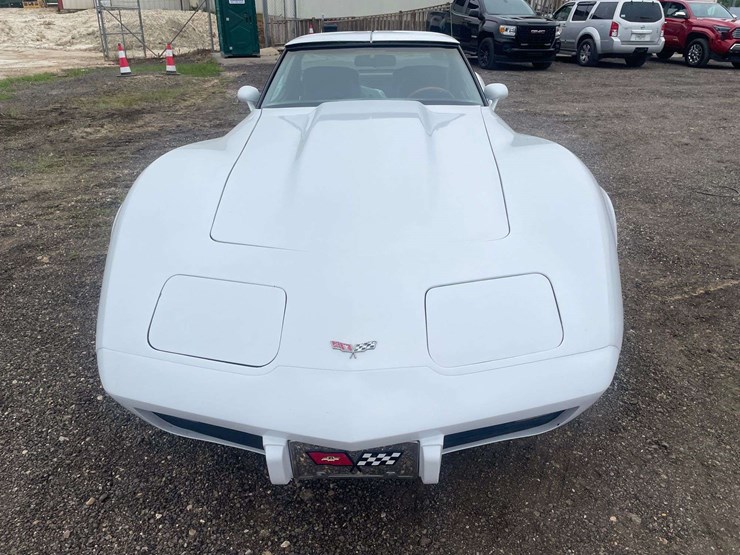 1979-chevrolet-corvette-t-tops-(32,664-miles-showing)-image-5