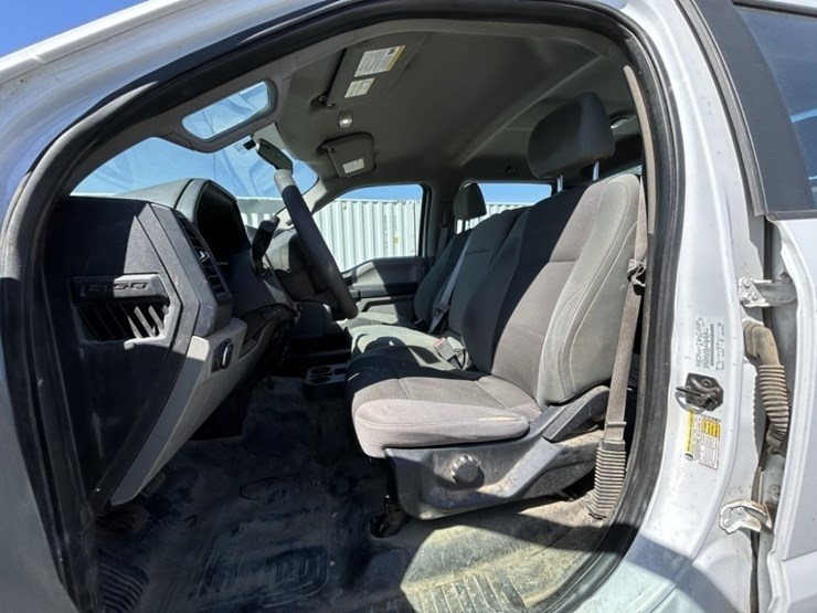 2016-ford-f150-xl-image-24