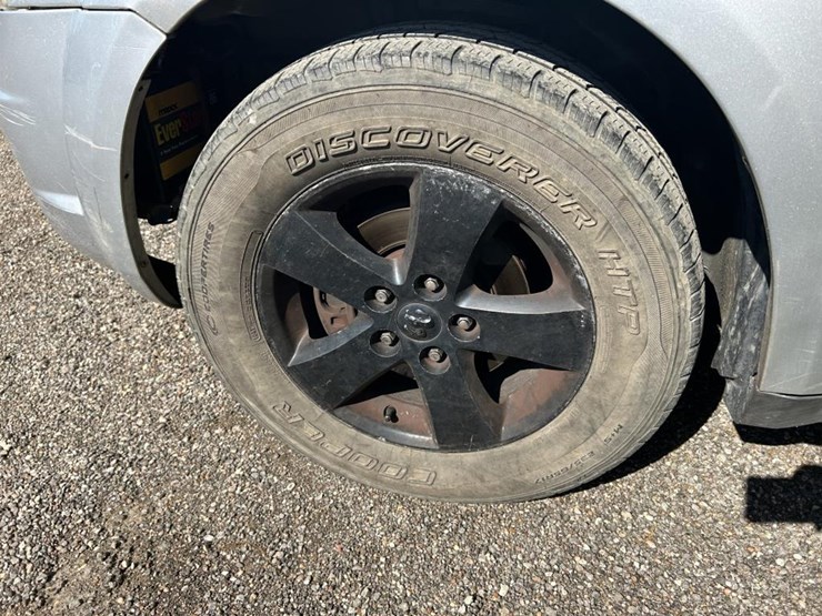 2009-dodge-journey-sxt-image-10