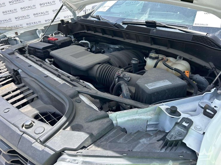 2021-chevrolet-silverado-1500-image-8