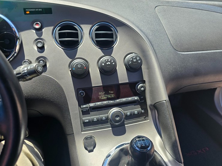 #24025-•-2007-pontiac-solstice-gxp-convertible-image-41