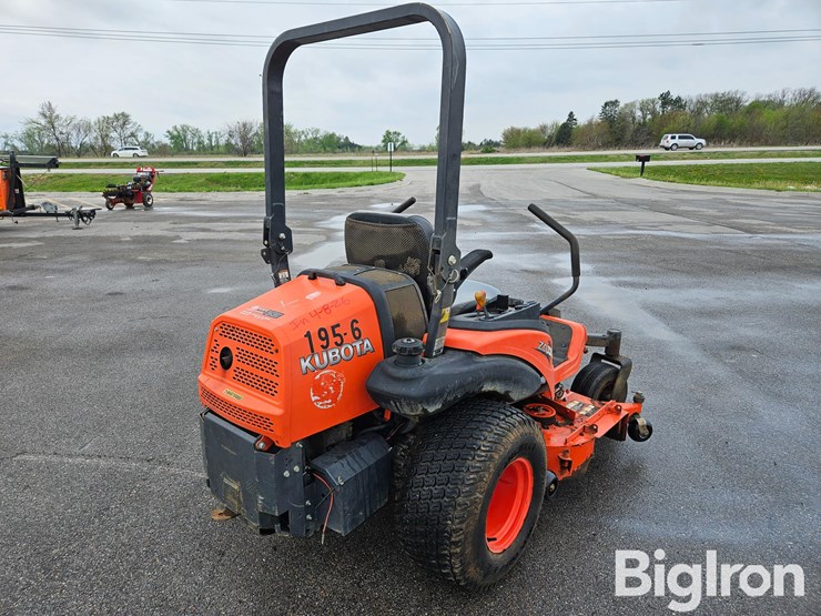 kubota-zd326-image-5