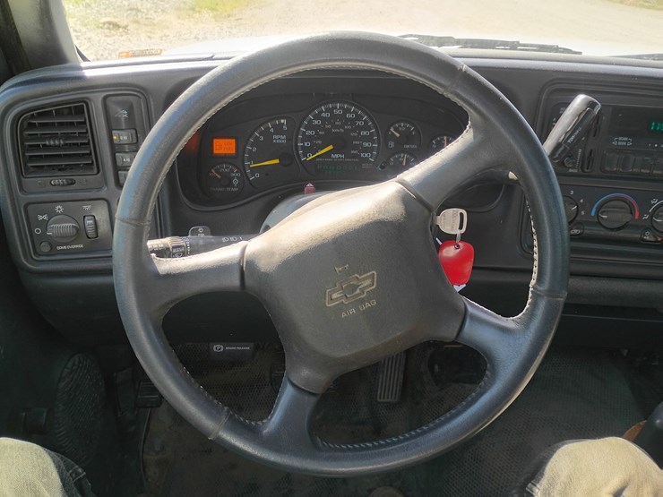 #24570-•-2001-chevrolet-silverado-pickup-truck-image-54