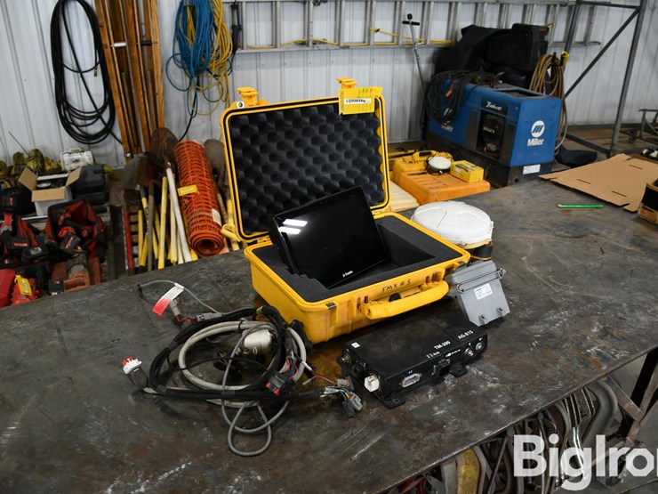 trimble-tmx2050-image-3