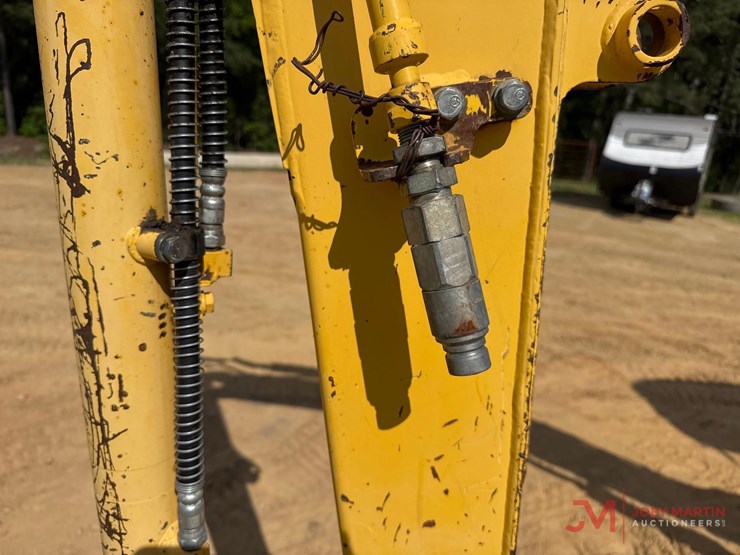 2015-komatsu-pc35mr-3-image-13