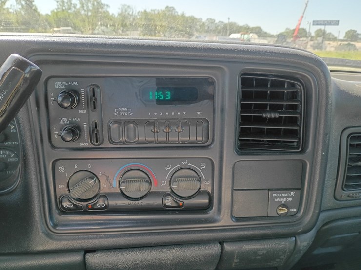 #24570-•-2001-chevrolet-silverado-pickup-truck-image-45
