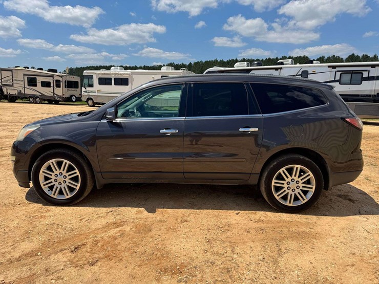 2014-chevrolet-traverse-image-8