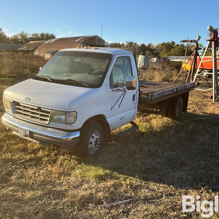 1995 Ford Flatbed Truck