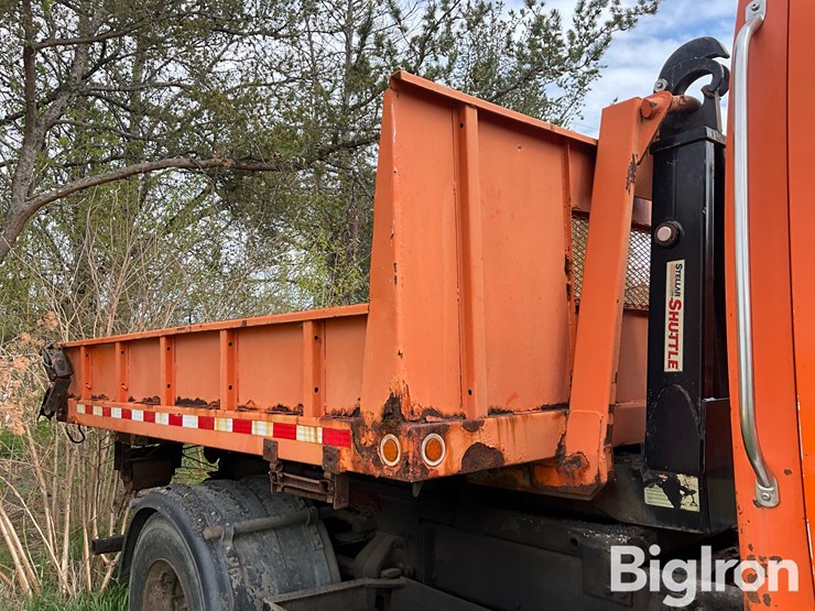 2007-sterling-l7500-image-15