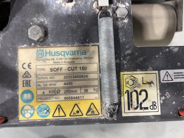 2020-husqvarna-soft-cut-x150-saw-image-8