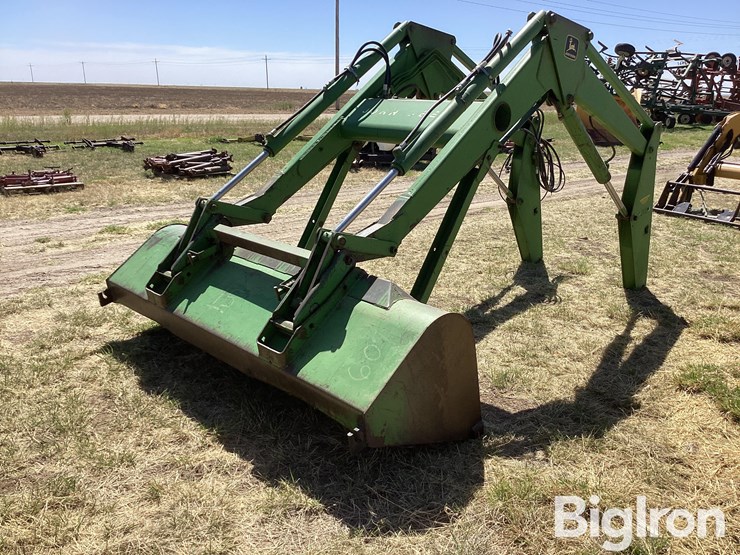 john-deere-260-image-1