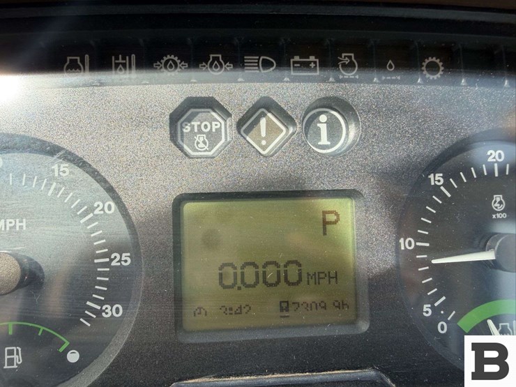 2003-john-deere-7520-image-36